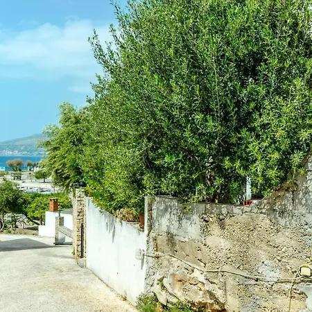 Doria - 20m From Beach * Trogir