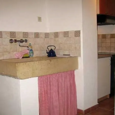 Doria - 20m From Beach